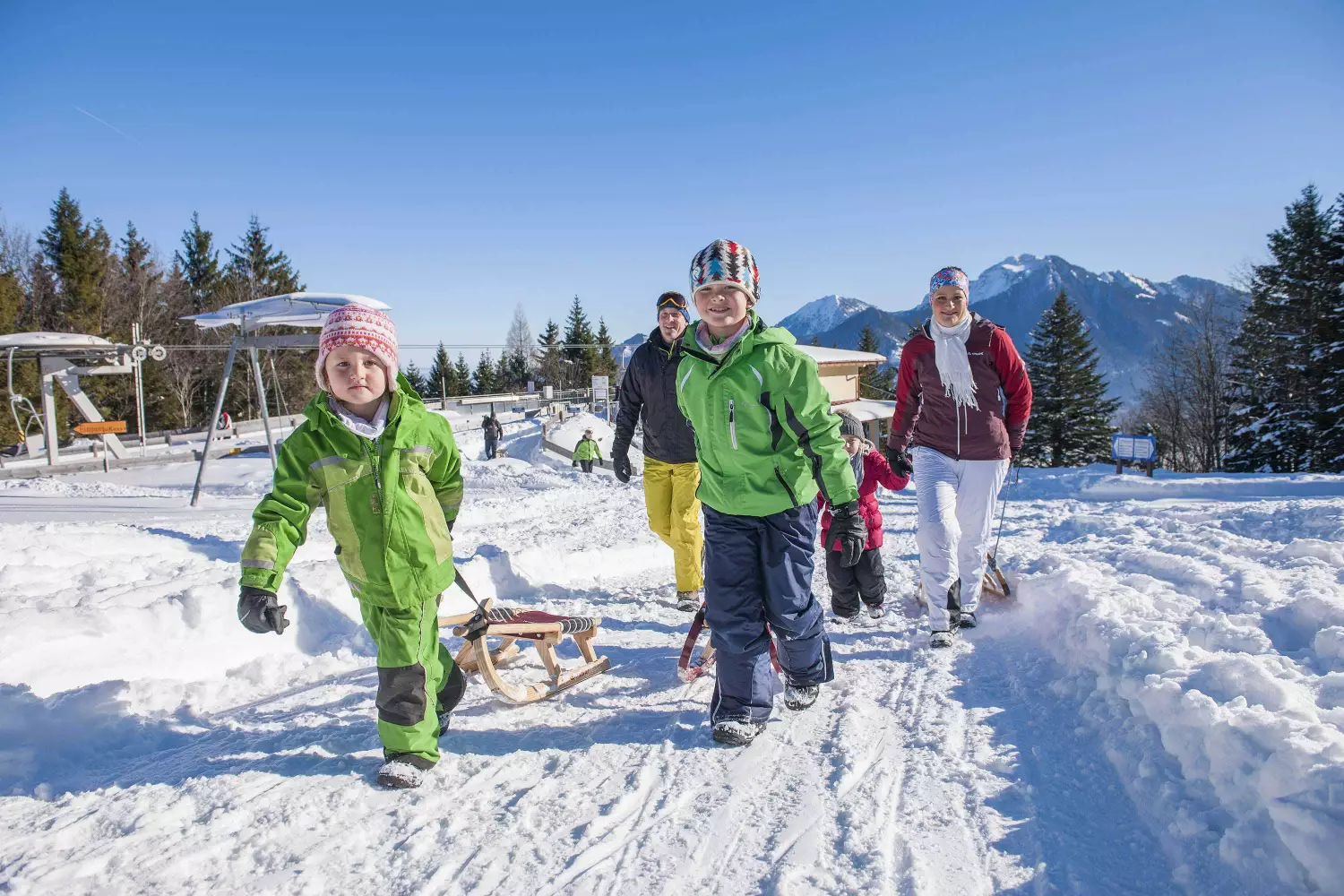 Rodeln Schlittenfahren Naturrodelbahn Hochplatte Chiemgau